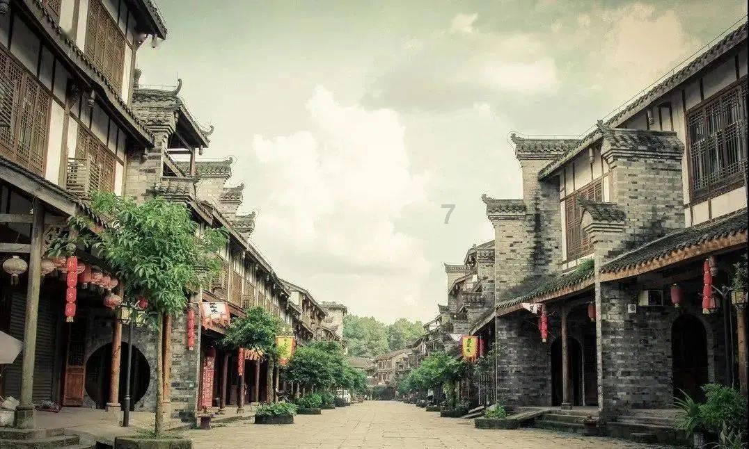 还惦记着当年的成绩单!诺贝尔奖得主丁肇中教授回小学母校“寻根”